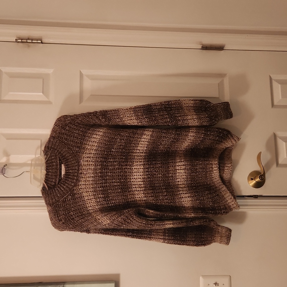 Brown sweater